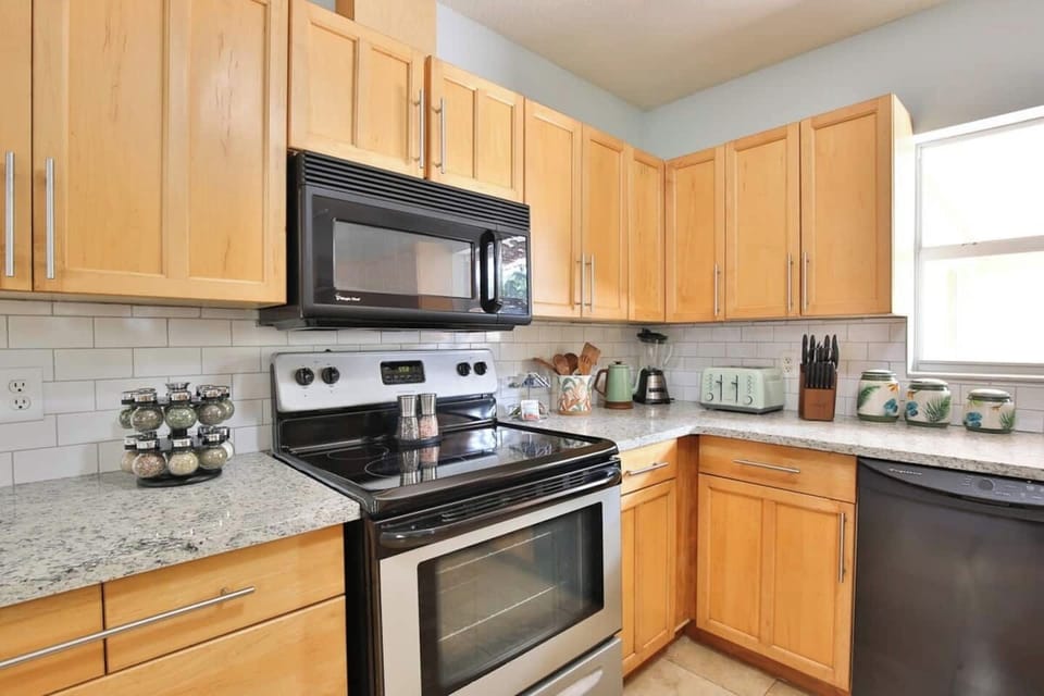 Spices, chef-quality knife set, toaster, waffle-maker...just a few of the extras provided to upgrade our guests experience and make for an easy, relaxing stay.