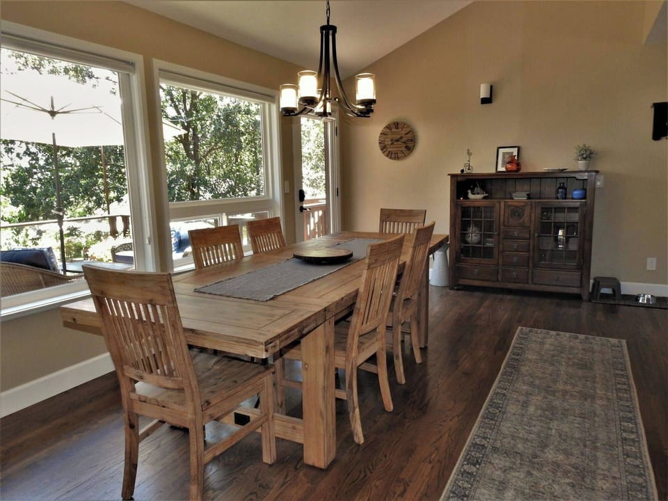 c613773d-35a2-4d49-9cec-de18f9ada29d