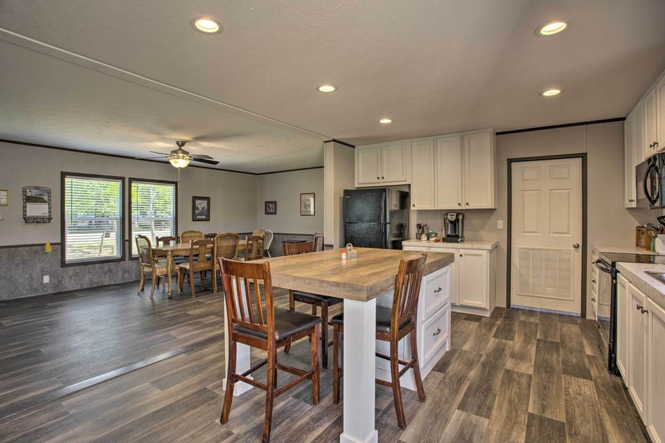 Kitchen | Main Level | Keurig Coffee Maker w/ Coffee + Tea | Dishwasher