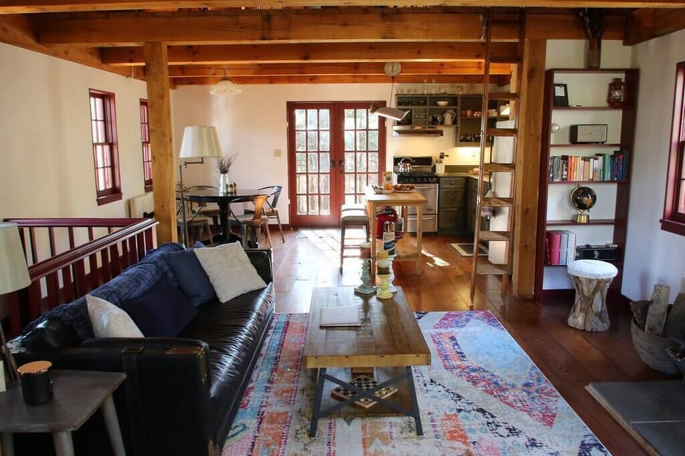 Living space with natural light complete with games, books and music #relaxandenjoy