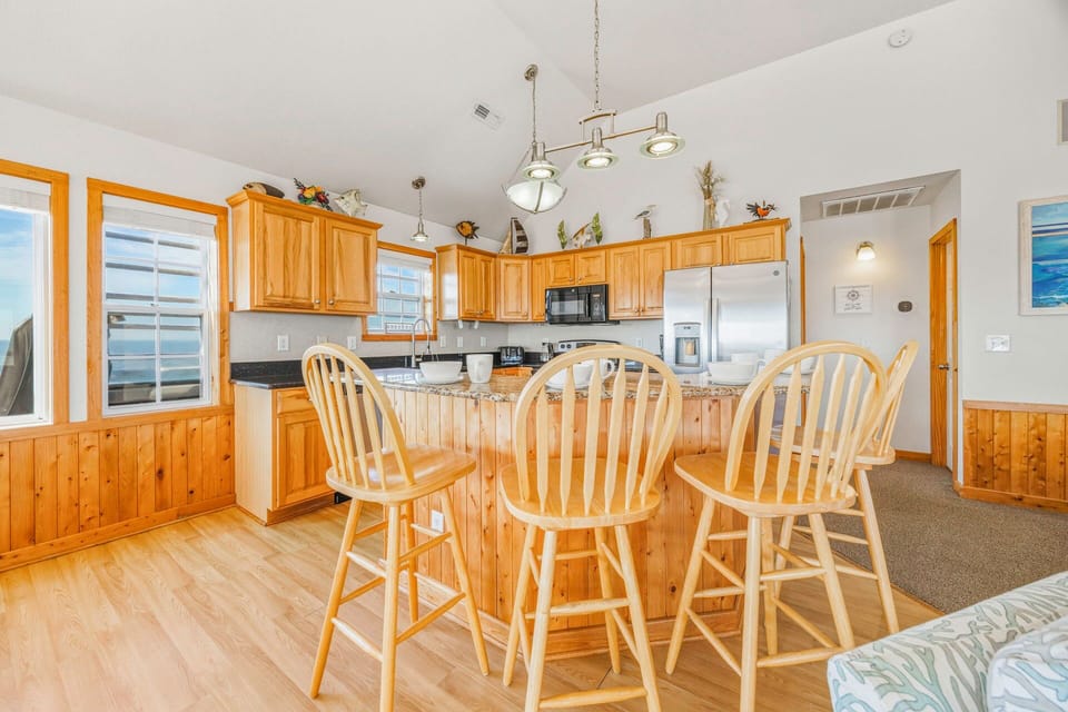 Surf or Sound Realty - 1047 - LV 2 Kite - Kitchen -1
