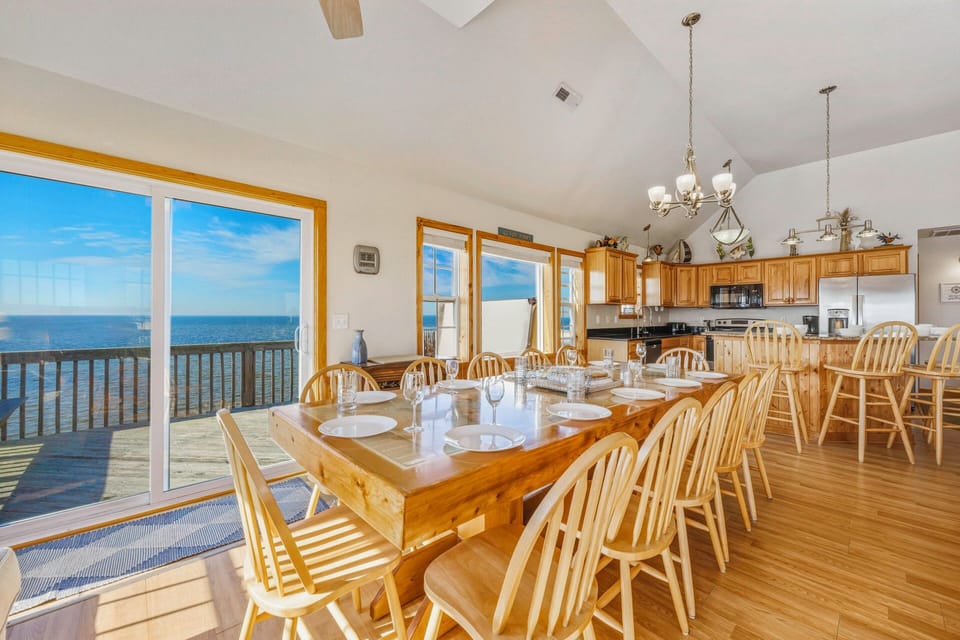 Surf or Sound Realty - 1047 - LV 2 Kite - Dining Area -4