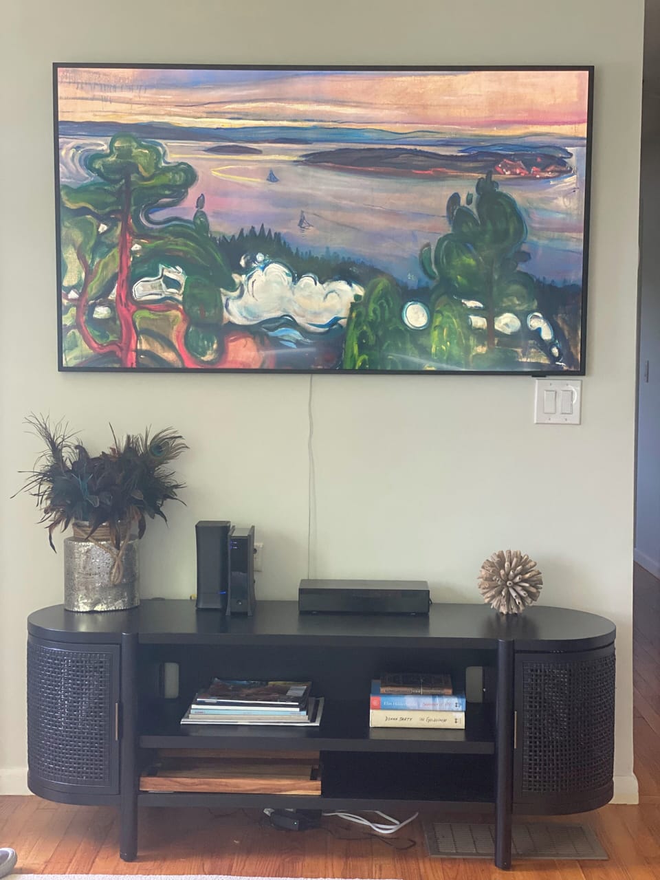 Smart Samsung Frame TV to log in to your streaming accounts