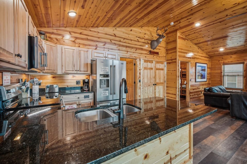 mainlevel-kitchen-_kjh8743