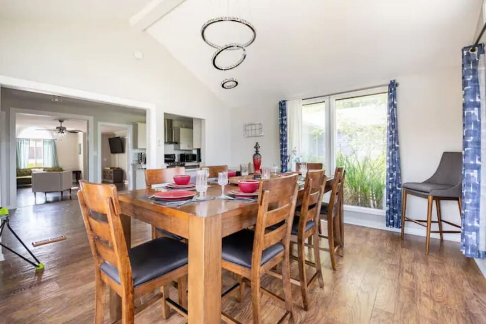 Large dining table for the group's breakfast or dinner