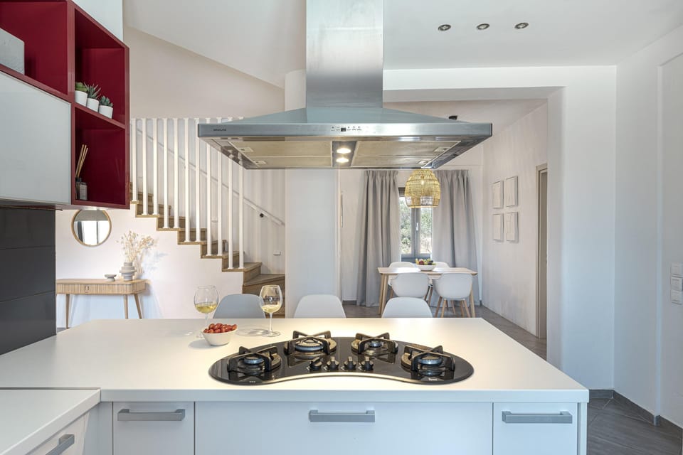 Kitchen island with stools