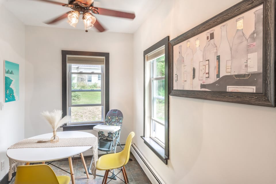 Kitchen breakfast corner with high chair
