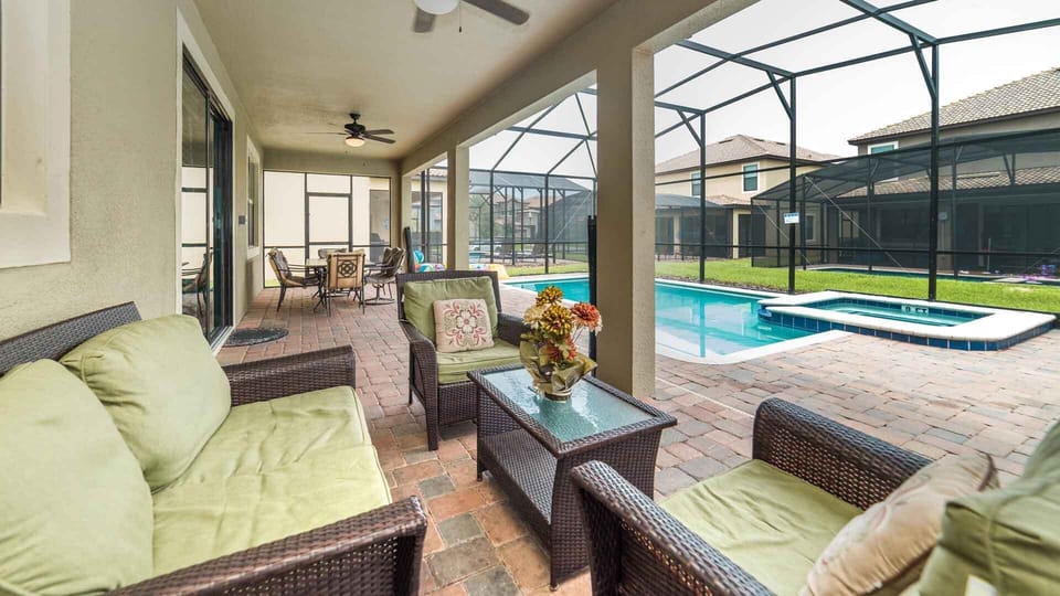 Outdoor sitting area