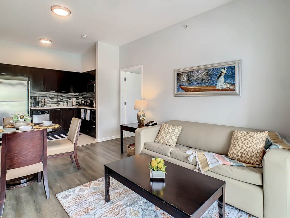 225 Celebration Place # 340-22