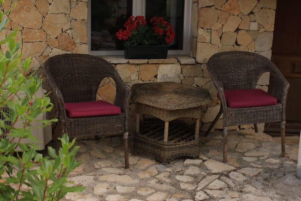 Coffee or tean- quiet shaded area
