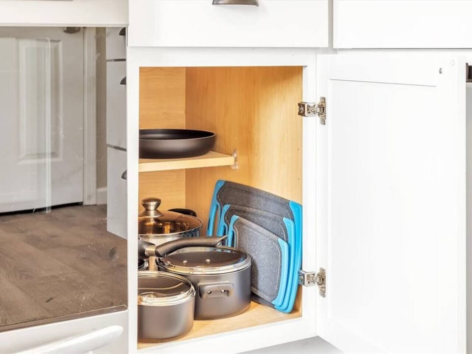 You’ll be fully equipped to prepare your favorite meals with pots and pans, plus cutting boards.