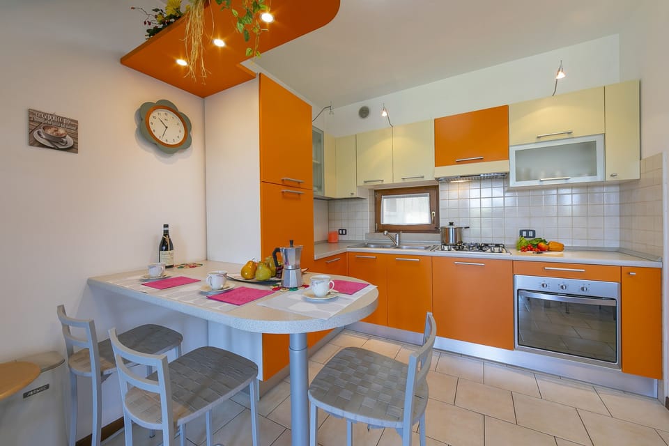 Kitchen and dining area