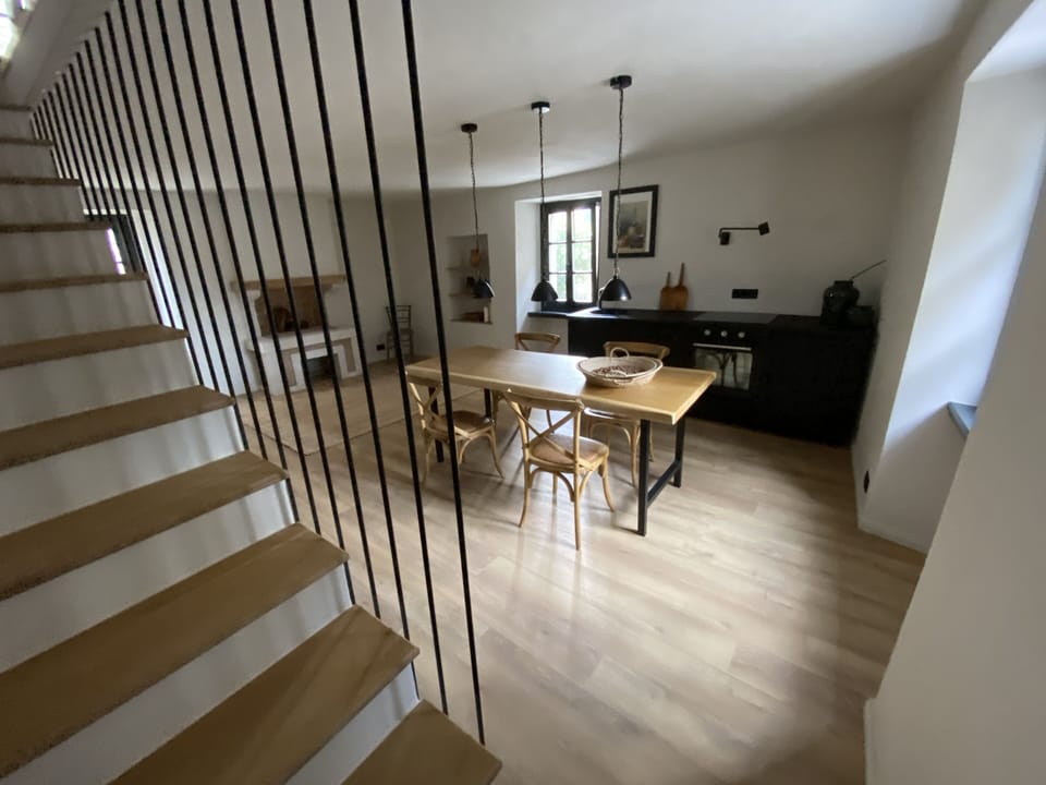 1st floor: Cooking and dining