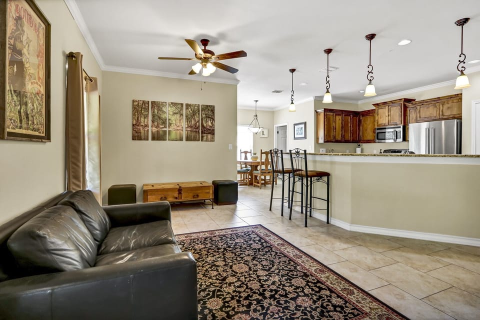 Additional seating between the living and kitchen