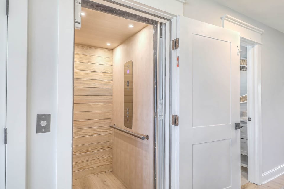 Elevator!