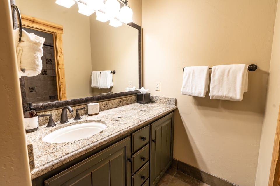 2nd master bath