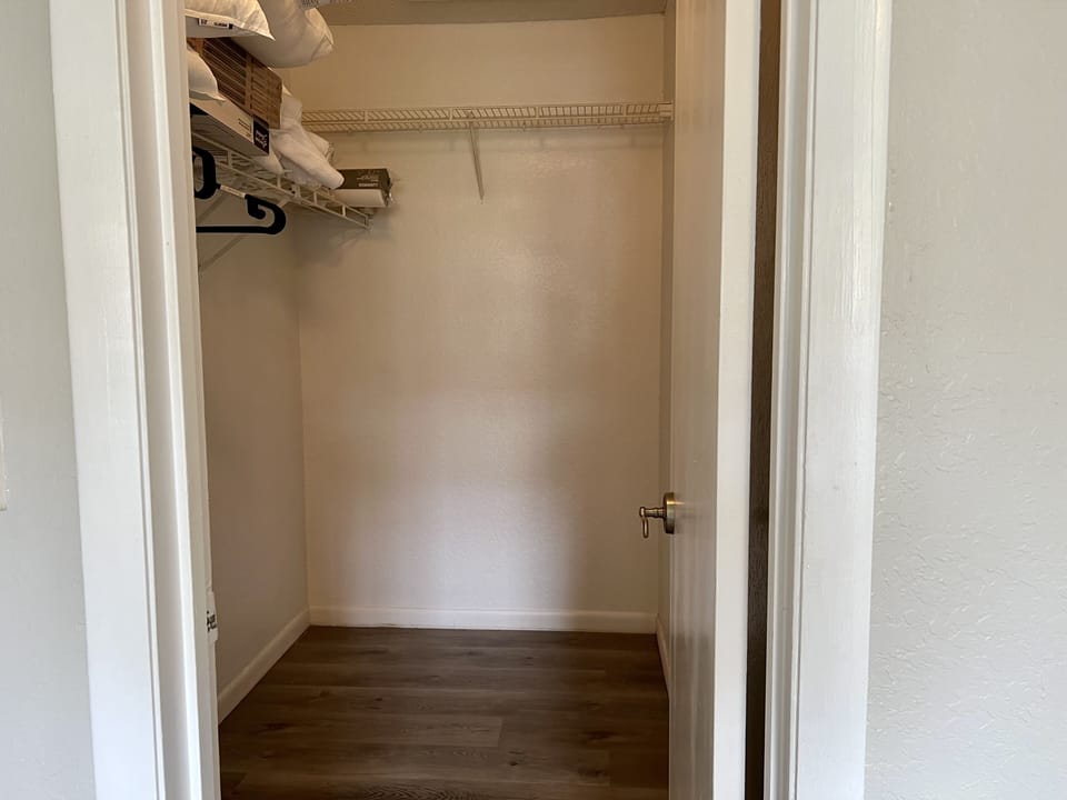 walking closet