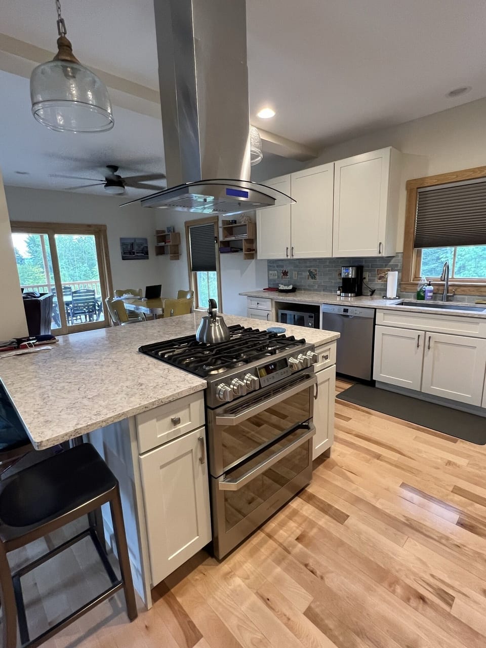 Love this kitchen!  Sitting room in background. 