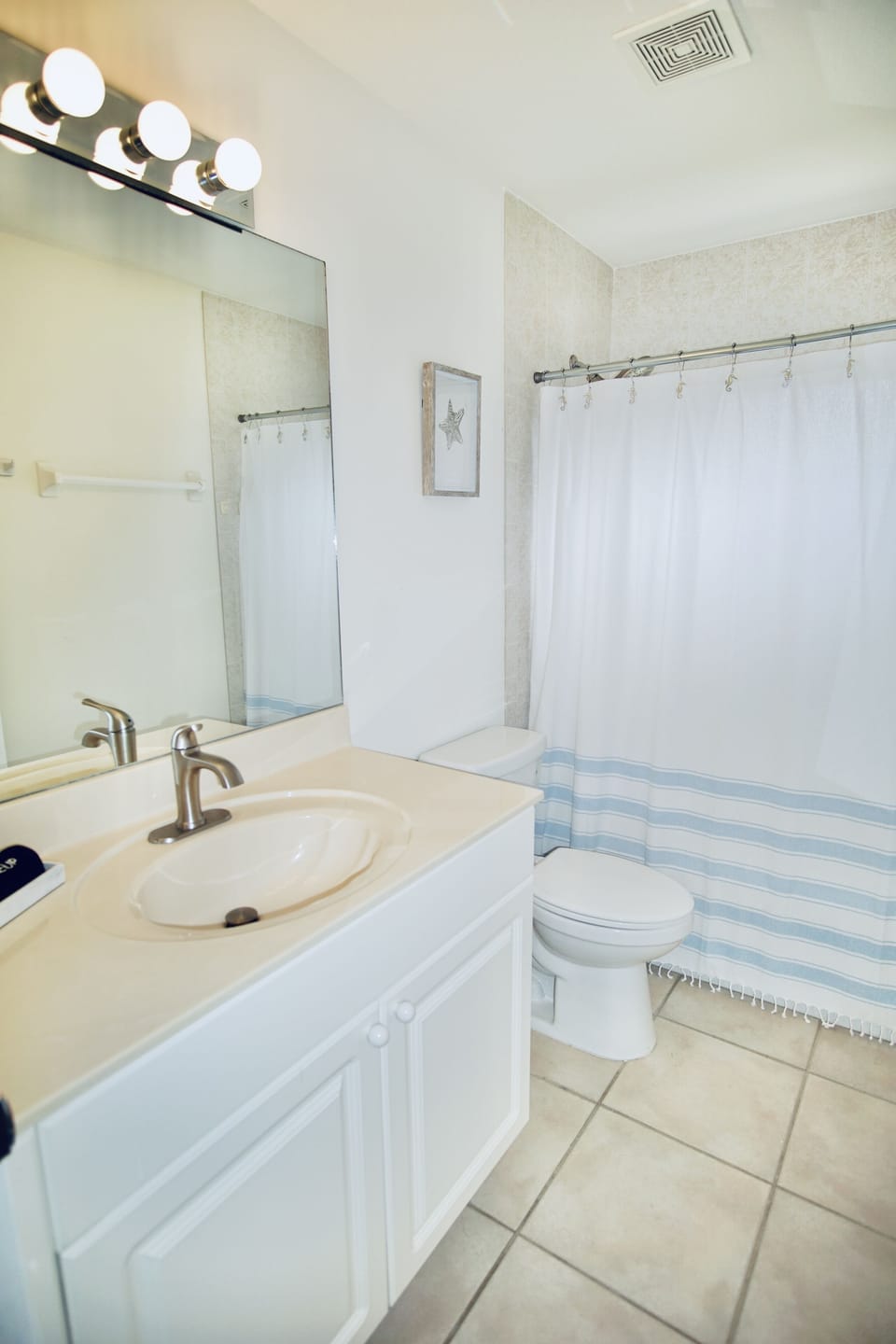 Bathroom with Bathtub, Sink, toilet