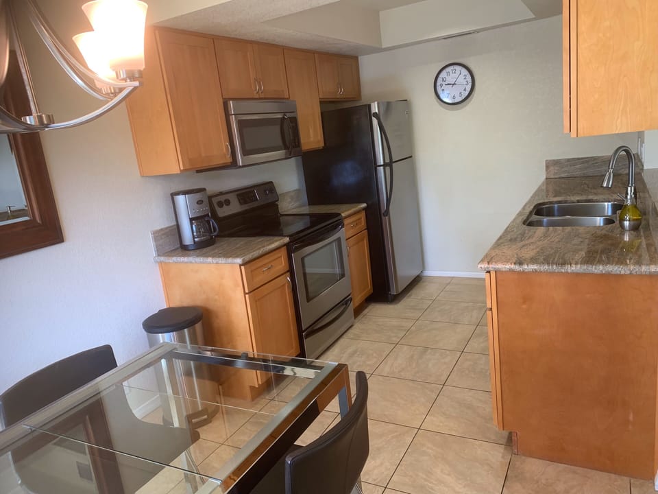 Fully epuipped kitchen
