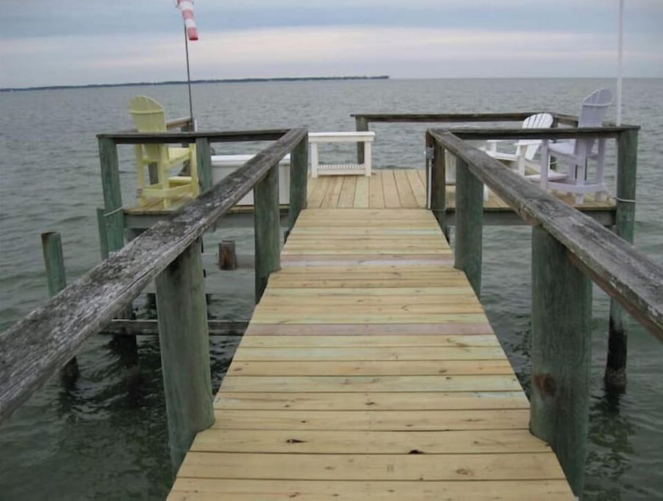 Recently refreshed dock