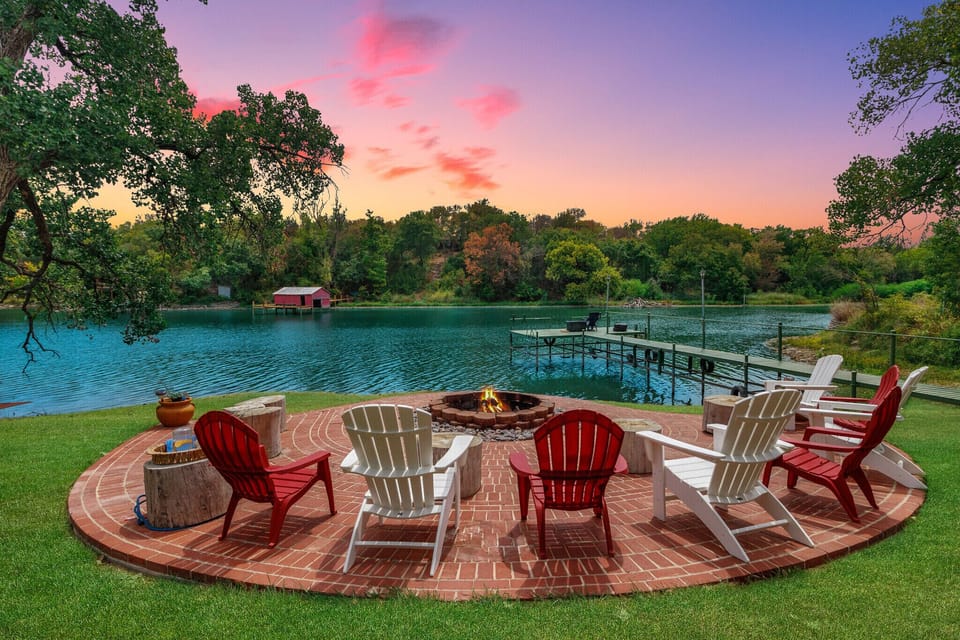 Sunset at the fire pit 