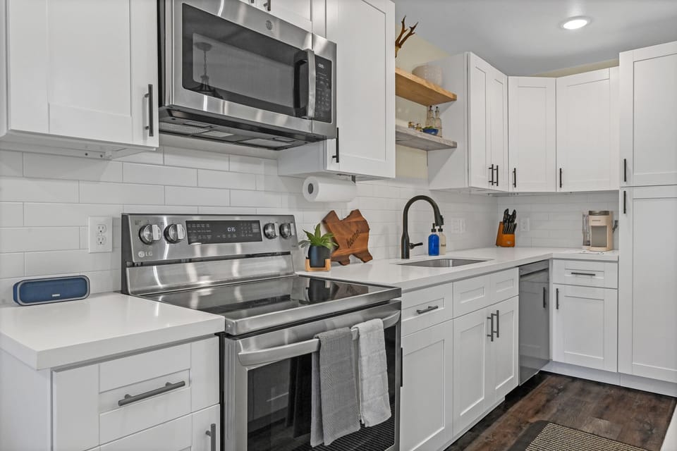 Brand new kitchen with LC stainless steel appliances