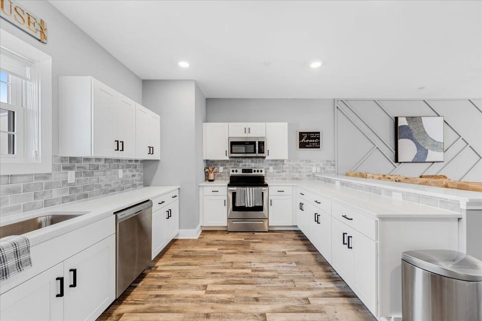 Fully Stocked Kitchen to Prep Meals