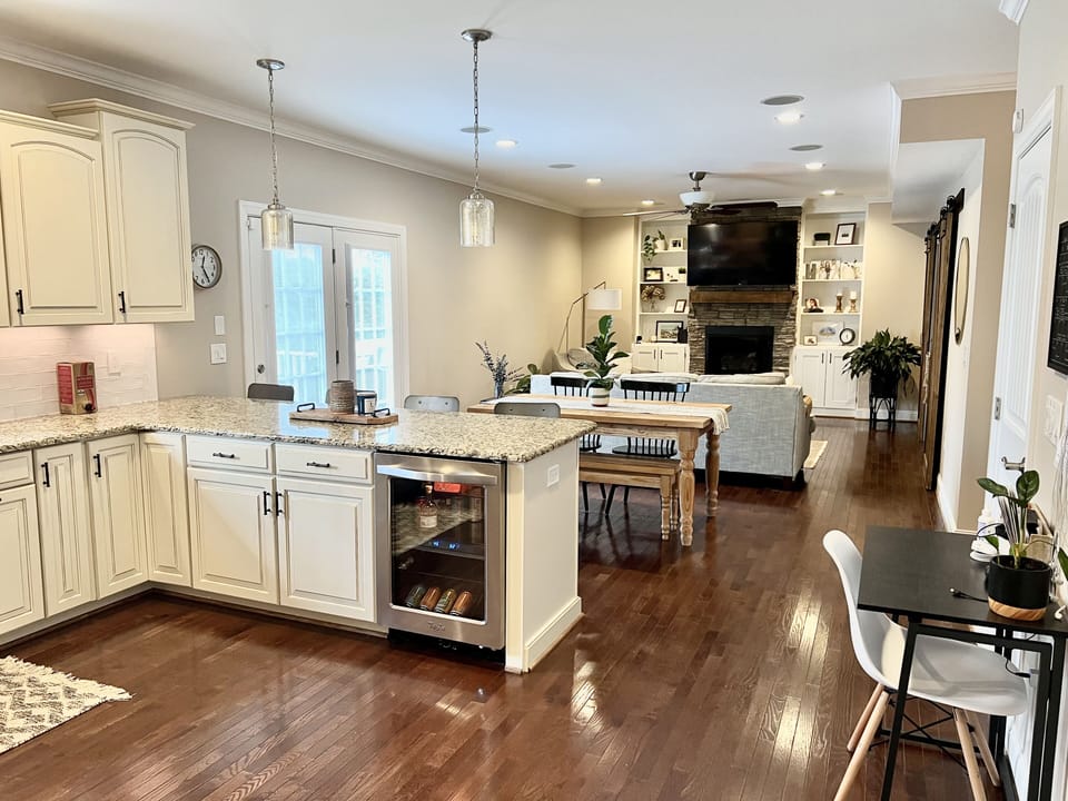 Open concept Kithen and Living Room