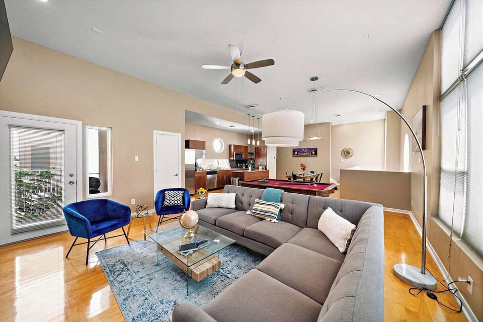 Perfectly designed to accommodate all your family and friends comfortably.