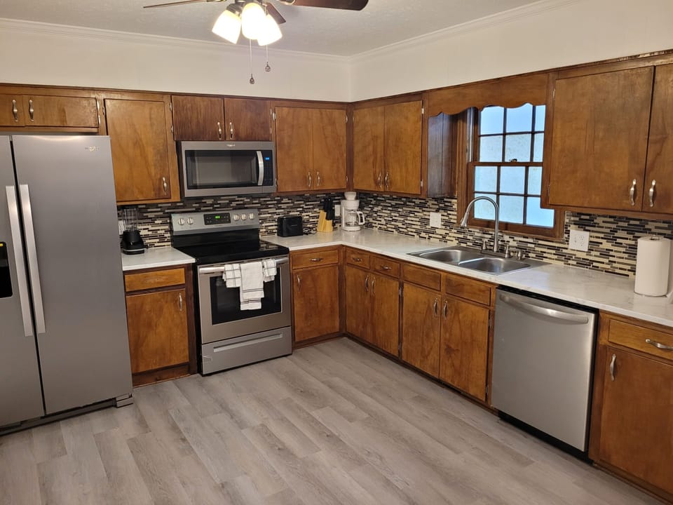 KITCHEN VIEW