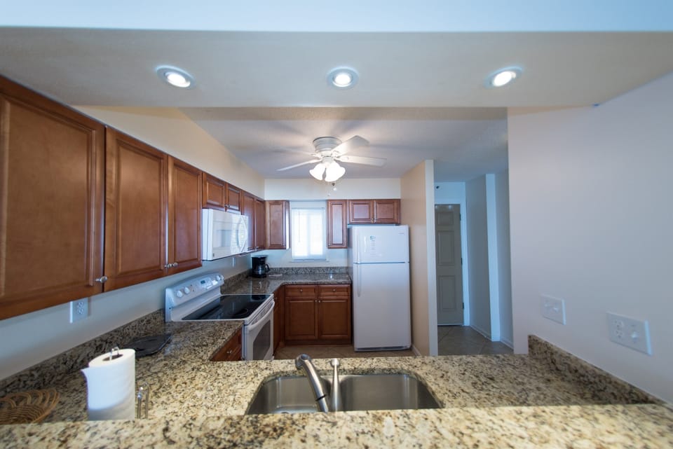 fully stocked kitchen
