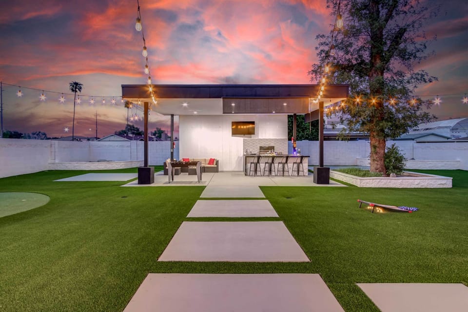 Peoria Vacation Rental | 3BR | 3BA | 2,300 Sq Ft | Outdoor Kitchen