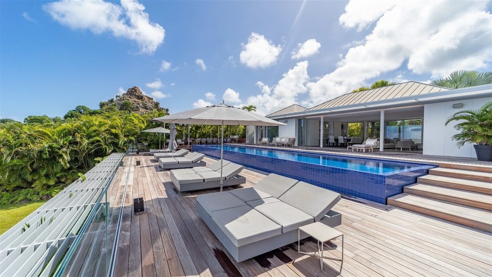 Pool & Terrace