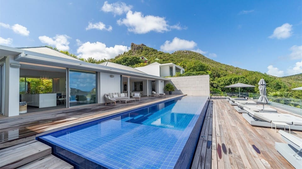 Pool & Terrace