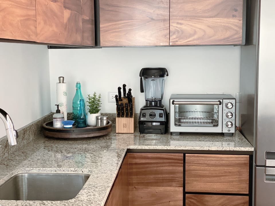 Every kitchen item is included! Even a VitaMix!