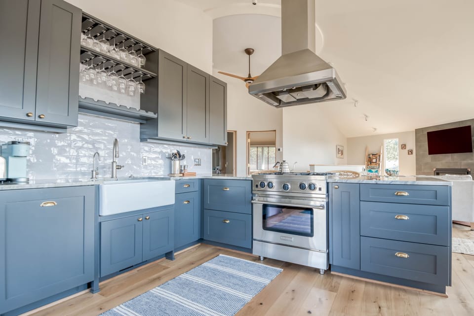 Kitchen with latest appliances