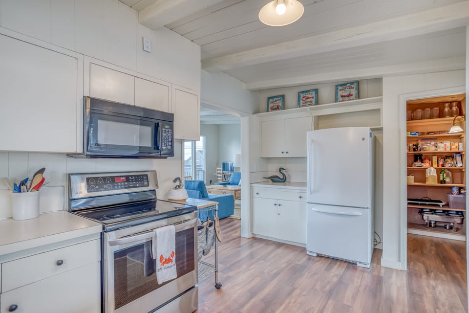 Kitchen Amenities