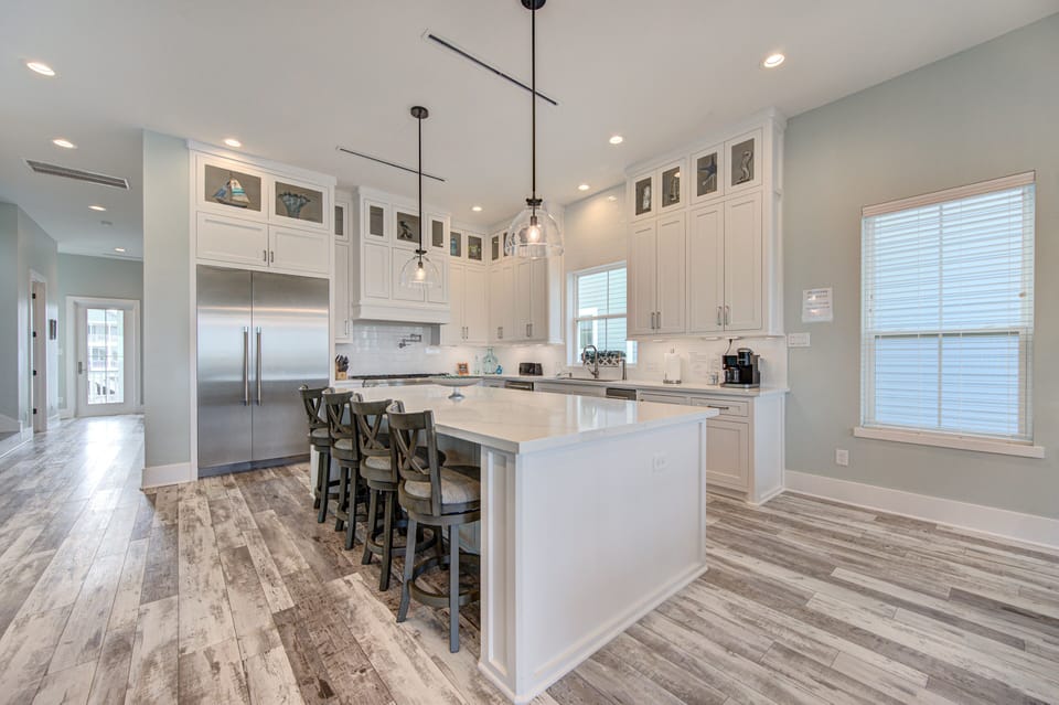 4 Bar Stools at Kitchen Island