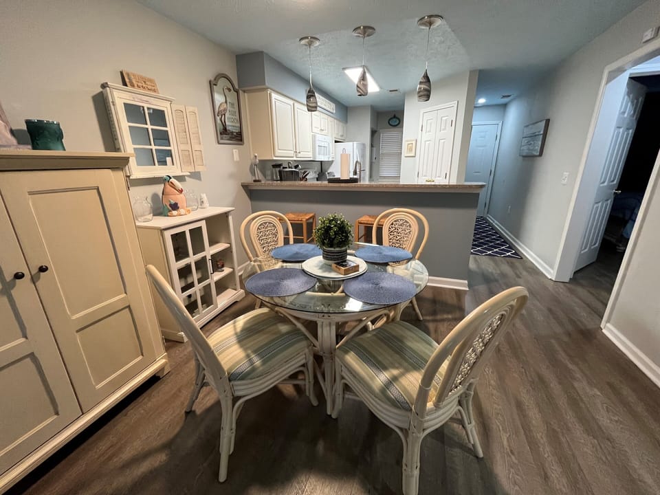 Kitchen and Dinning Room