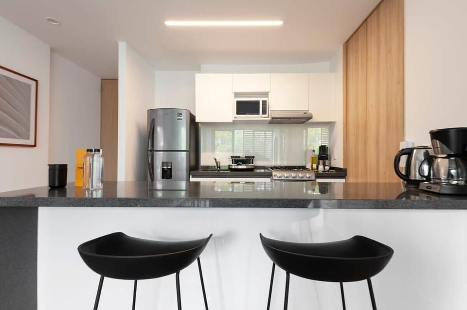 Kitchen bar