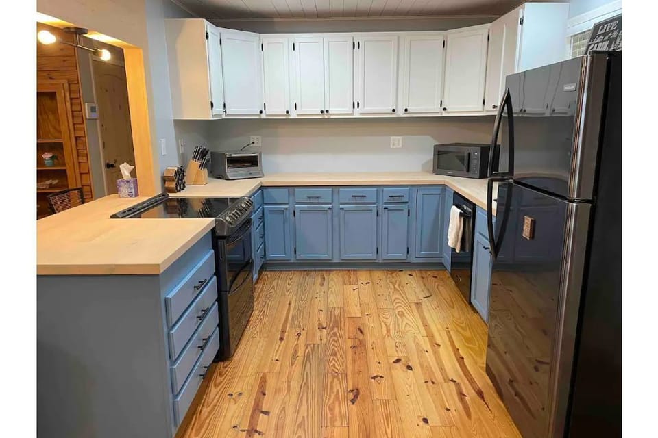 Spacious kitchen for all your cooking needs