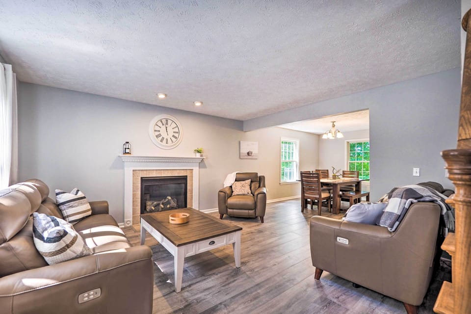 Beulah Vacation Rental | 5BR | 2.5BA | 3,076 Sq Ft | Access Only By Stairs