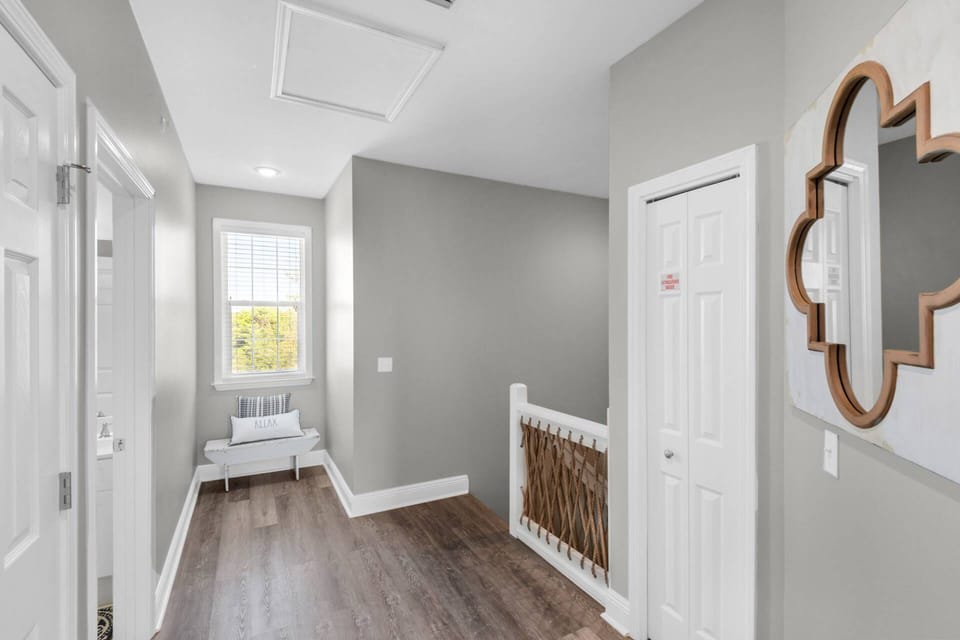 2nd floor hallway for the 2 guest bedrooms