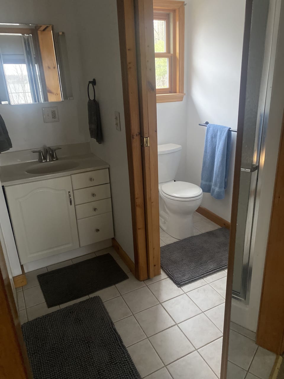 Main bathroom.