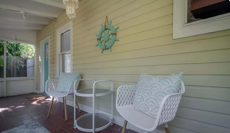 Private + screened in front porch