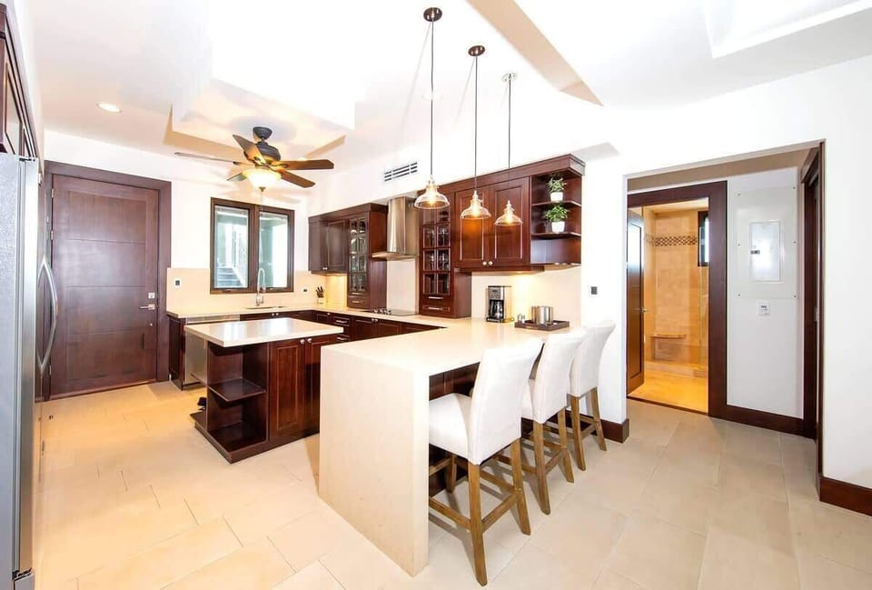 Kitchen Bar
