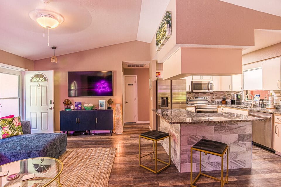 Open Layout | Living | Dining | Kithchen