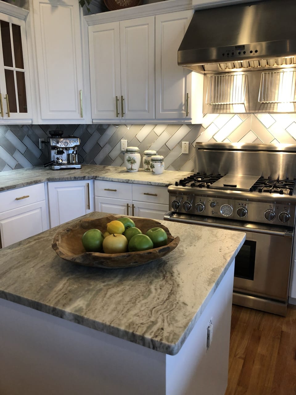 High end appliances including thermo frig and wine cooler