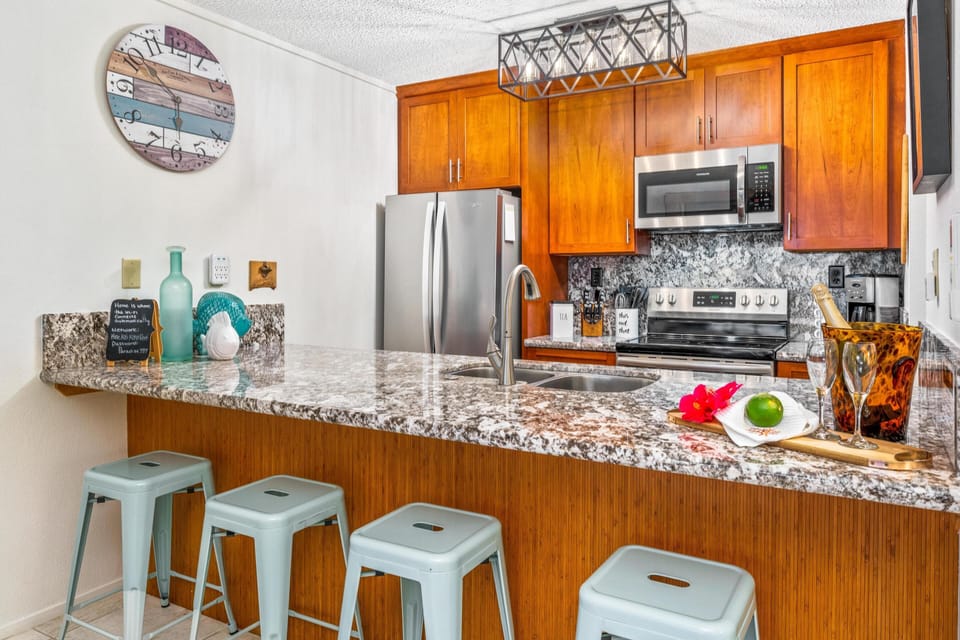 Fully Stocked Kitchen